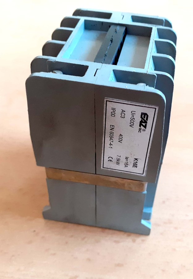 Stykač typ K16E; 400V; 16A; 42V